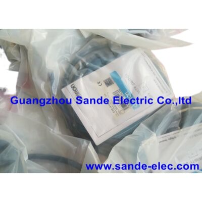 E2E-X10ME1 Yeni OMRON yakınlık anahtarı E2EX10ME1 E2E-X10ME1 E2E-X10ME1