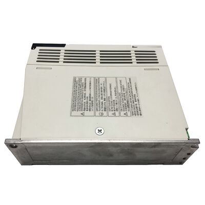 MR-J2S-10B Yeni Orijinal Mitsubishi AC Servo Sürücü 100W MRJ2S10B