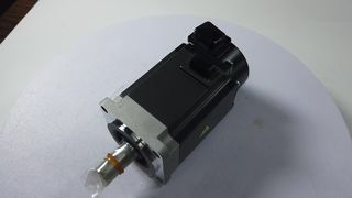 Mitsubishi HF-KE23JW1-S100 Servo Motor 200W | HF-KE Serisi | MR-E Amplifikatör Uyumlu Vitrin