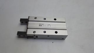 SMC MHY2-25D2-M9BAV 180° Açılı Pnömatik Tutucu